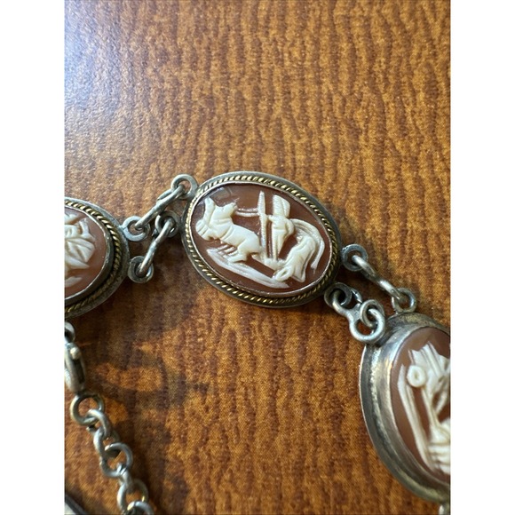 Vintage Cameo Bracelet 7 Days A Week - Picture 3 of 12